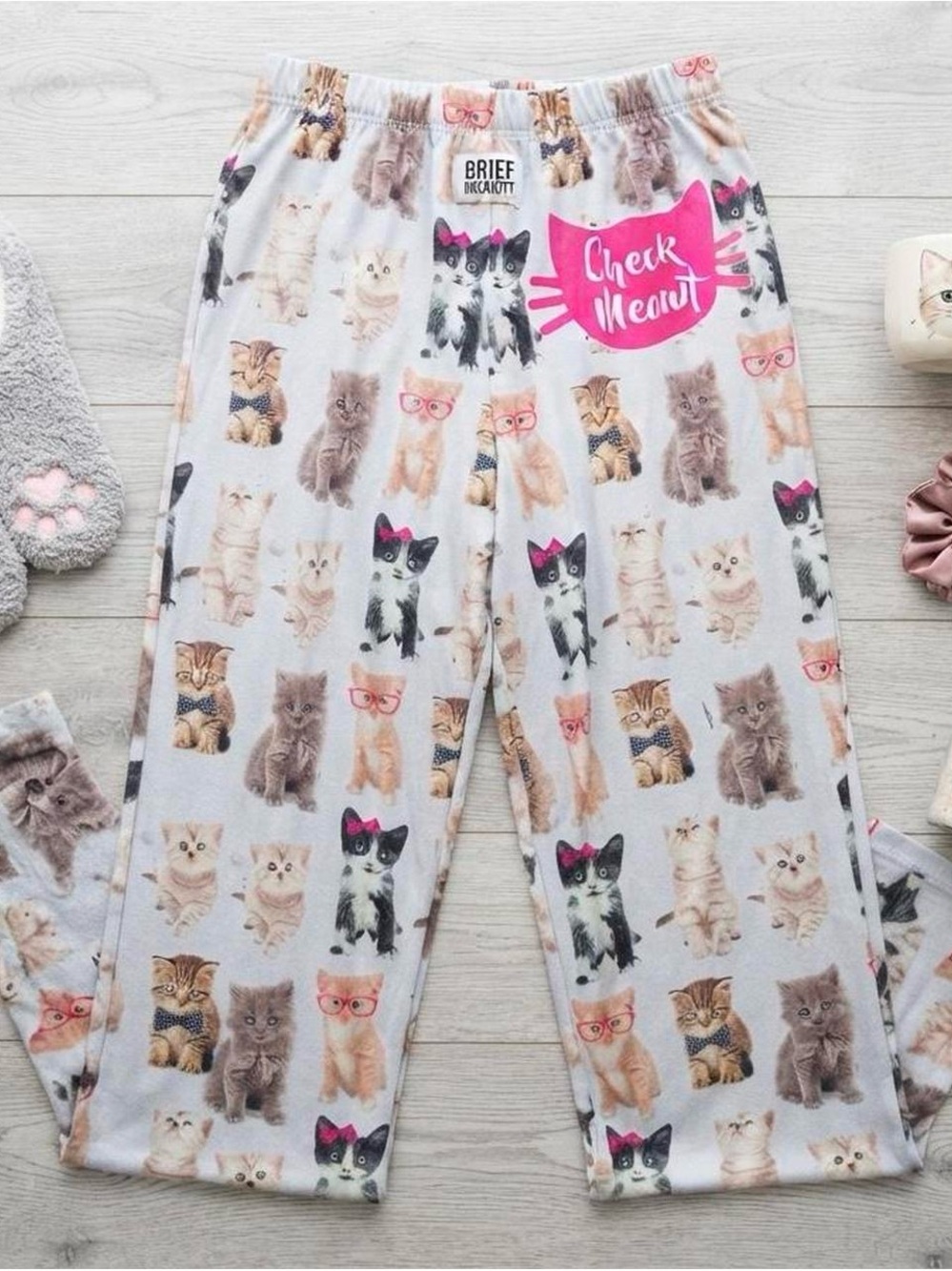Brief Unbreakable Women's White Kitten Print Pajama Pants - Check Meowt